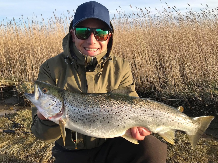 272479189 291272243069880 8262248983202490684 N