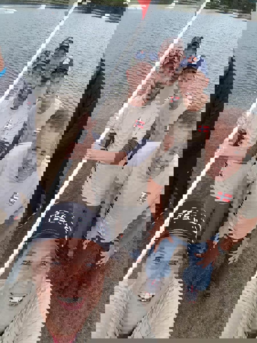 39569953_2297853070434023_3401015418645643264_n.jpg